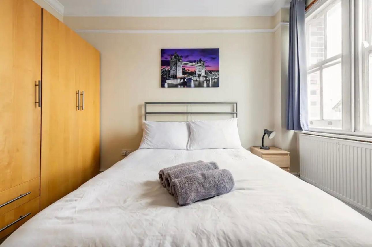 Lovely 3-Bed 20 Minutes To Central London Londres Exterior foto