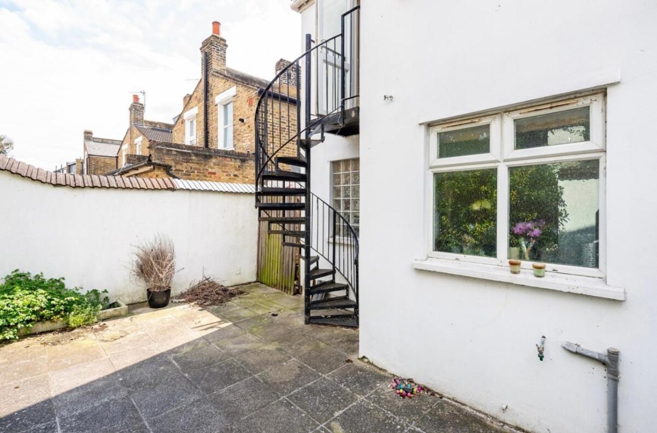 Lovely 3-Bed 20 Minutes To Central London Londres Exterior foto